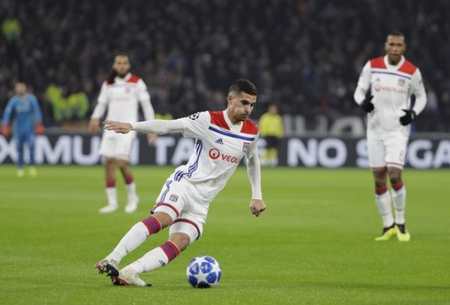 人瞩目的经 人瞩目的经